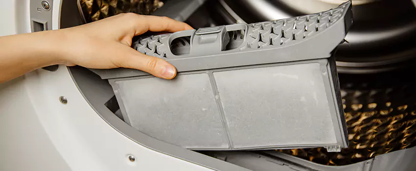Signs Of A Clogged Dryer Lint Trap in Renton, Washington